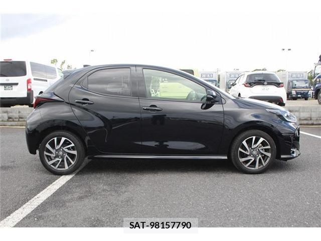 Toyota YARIS 2025-01 8373535-9