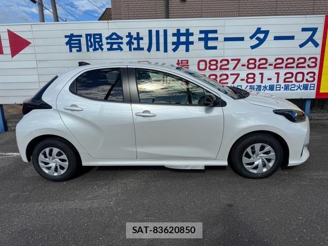 Toyota YARIS 2026-07 8373735-14