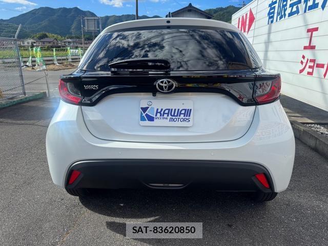 Toyota YARIS 2026-07 8373735-16