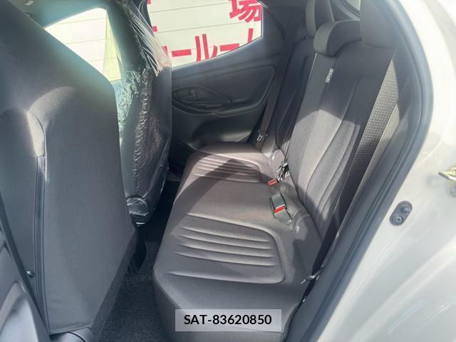 Toyota YARIS 2026-07 8373735-9