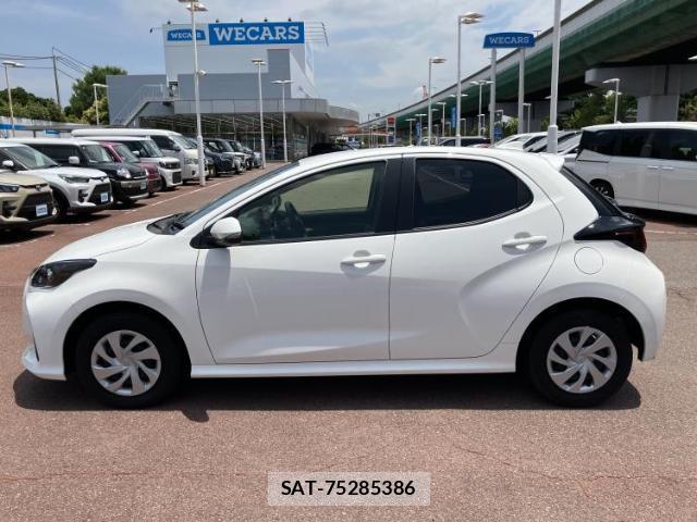 Toyota YARIS 2025-02 8374139-1