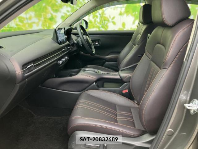Honda ZR-V 2023-08 8374075-5