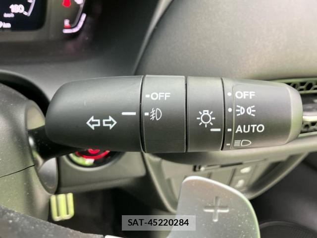 Honda ZR-V 2025-01 8374176-15