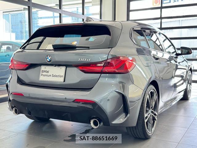 Bmw 1 SERIES 2021-01 8379210-10