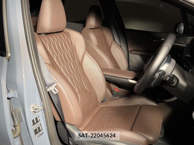 Bmw 2 SERIES 2023-04 8379535-4