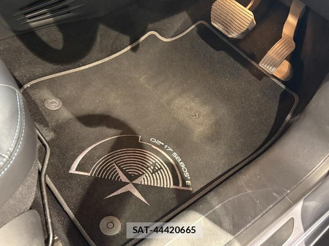 Peugeot 2008 2020-06 8380107-15