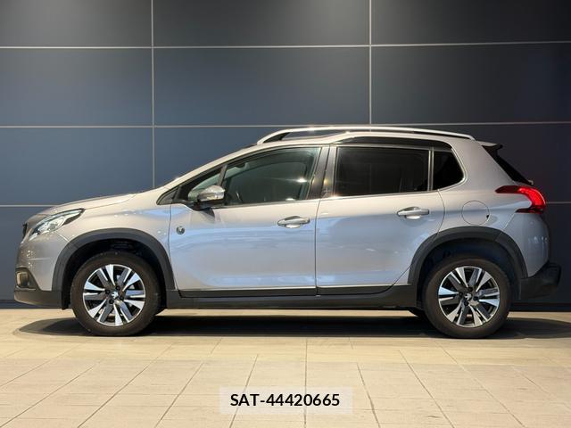 Peugeot 2008 2020-06 8380107-3