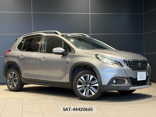 Peugeot 2008 2020-06 8380107-8