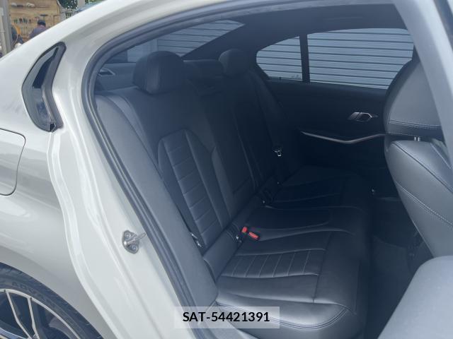 Bmw 3 SERIES 2019-07 8378677-7