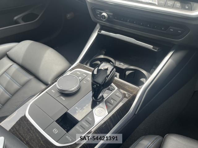Bmw 3 SERIES 2019-07 8378677-9