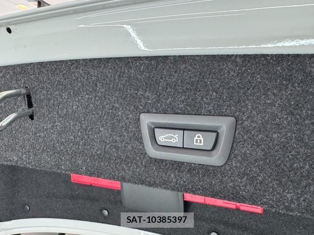 Bmw 3 SERIES 2023-02 8379211-15