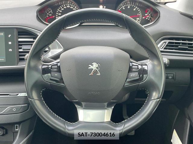 Peugeot 308 2017-12 8379557-10