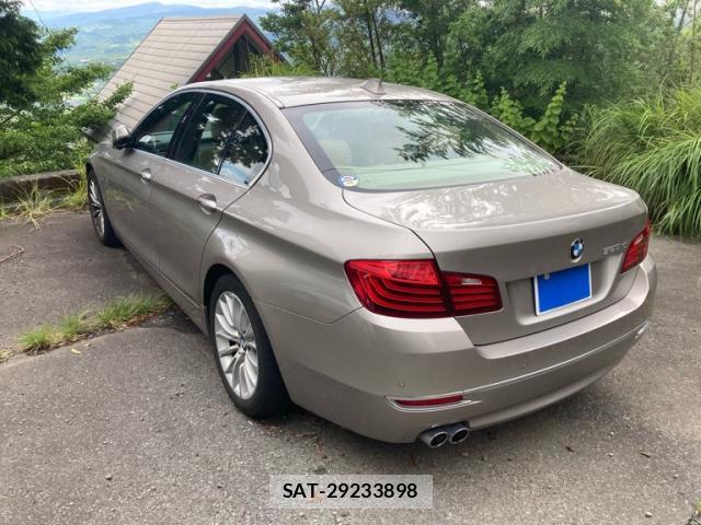 Bmw 5 SERIES 2015-01 8379051-1