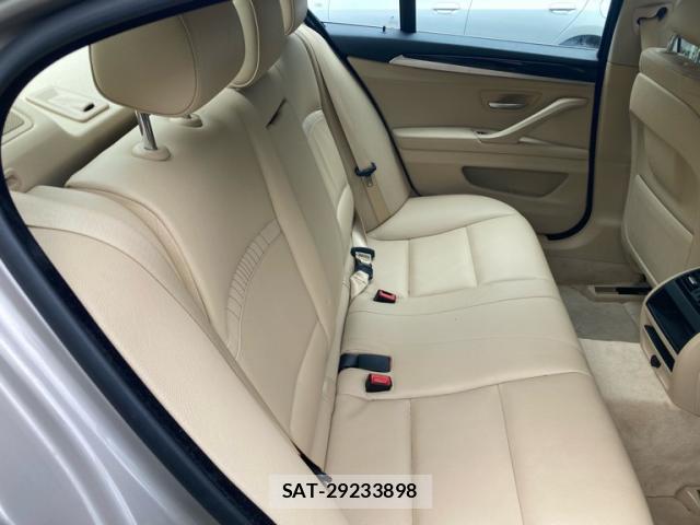 Bmw 5 SERIES 2015-01 8379051-6