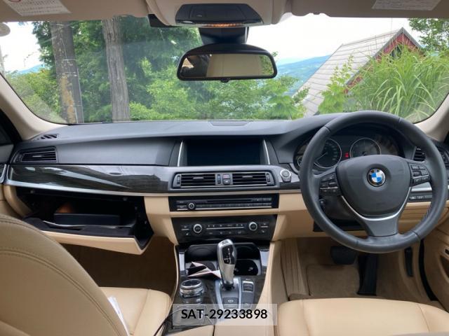 Bmw 5 SERIES 2015-01 8379051-8