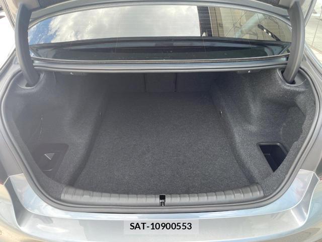 Bmw 5 SERIES 2018-03 8379556-10
