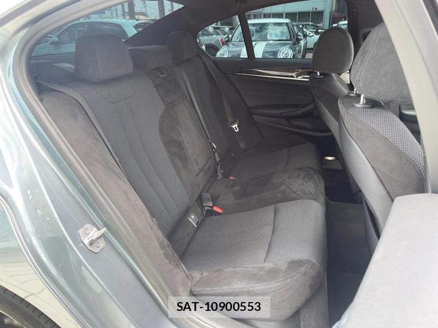 Bmw 5 SERIES 2018-03 8379556-9