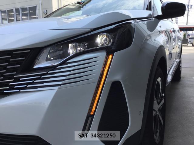 Peugeot 5008 2022-07 8380109-14