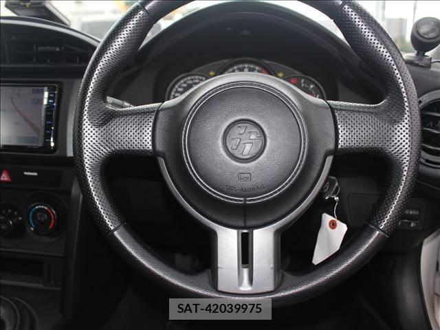 Toyota 86 2015-07 8378968-16