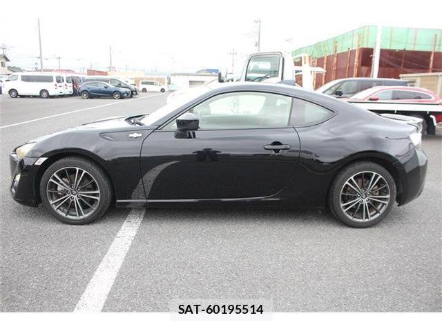 Toyota 86 2012-06 8379675-12