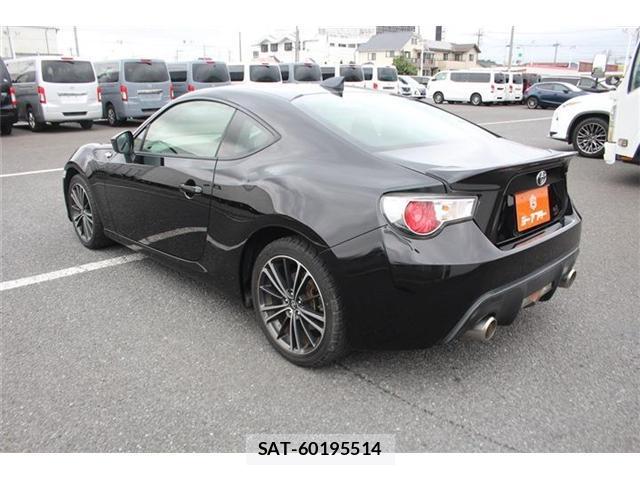 Toyota 86 2012-06 8379675-13