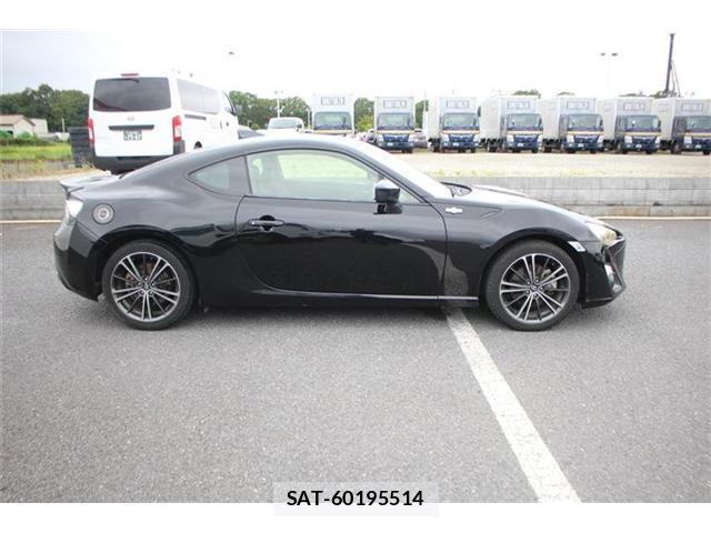 Toyota 86 2012-06 8379675-16