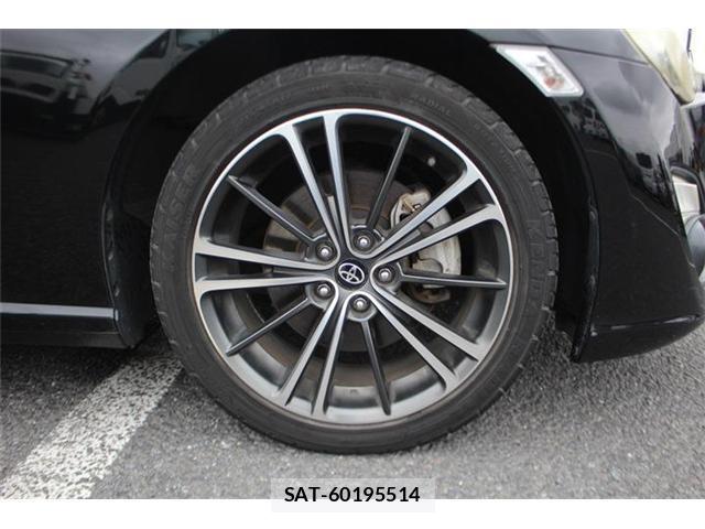 Toyota 86 2012-06 8379675-17