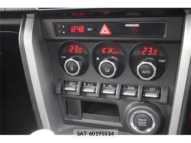 Toyota 86 2012-06 8379675-6