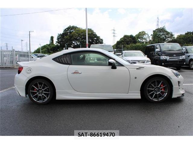 Toyota 86 2017-03 8379684-16