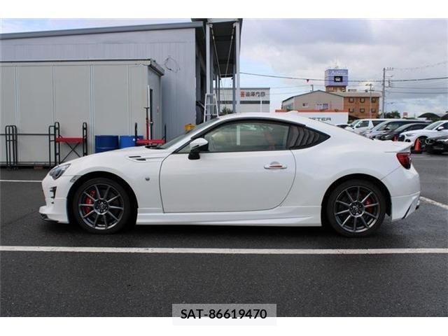 Toyota 86 2017-03 8379684-8