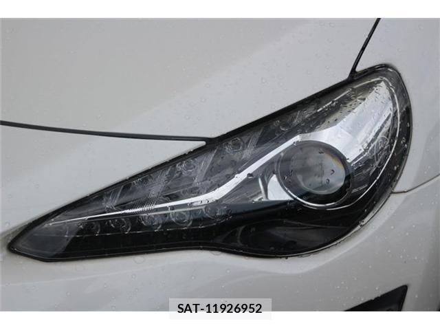 Toyota 86 2017-10 8379724-12