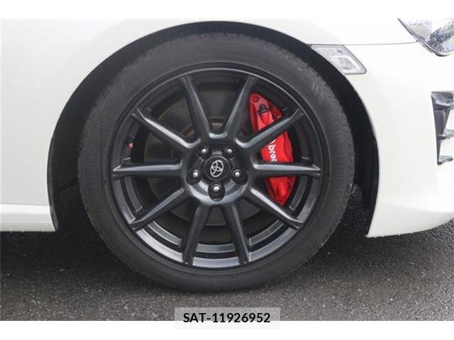 Toyota 86 2017-10 8379724-6