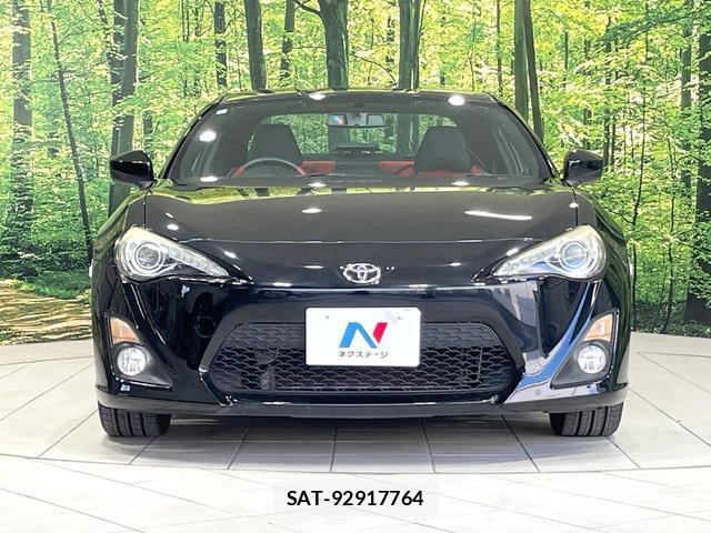 Toyota 86 2012-05 8379925-13