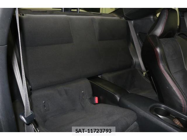 Toyota 86 2017-07 8379946-6