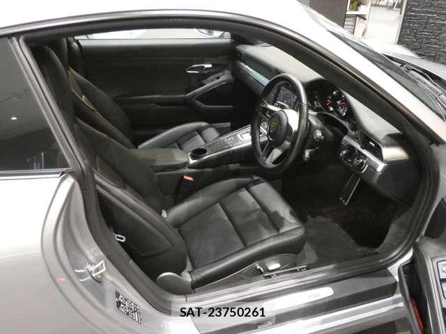 Porsche 911 2019-03 8379514-13