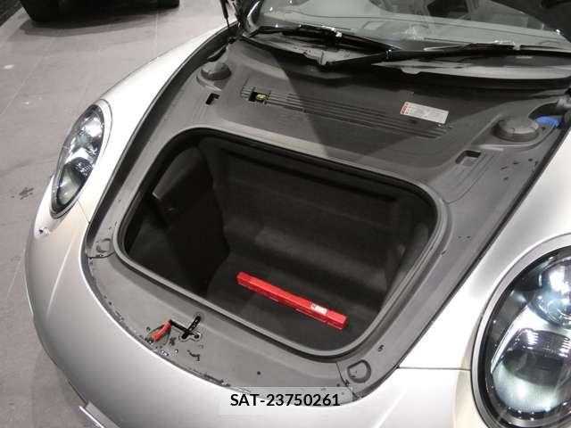 Porsche 911 2019-03 8379514-15