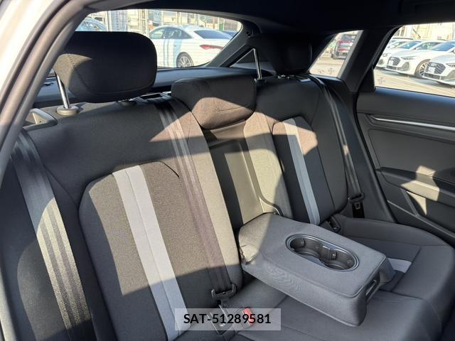 Audi A3 2025-03 8379355-4