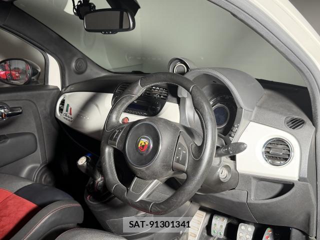Abarth 595 2014-08 8379540-3