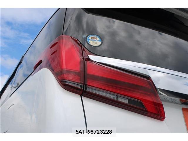Toyota ALPHARD HYBRID 2021-06 8379693-13