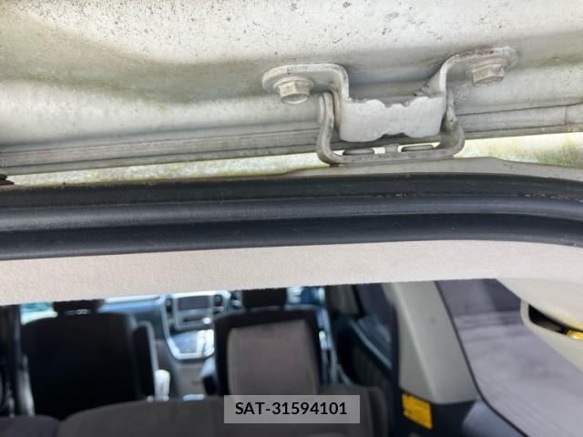 Toyota ALPHARD 2006-03 8378980-7