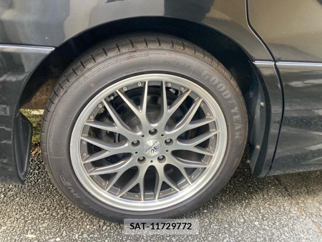 Toyota ALPHARD 2007-11 8379018-4