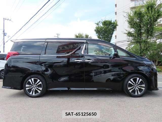 Toyota ALPHARD 2021-07 8379486-6