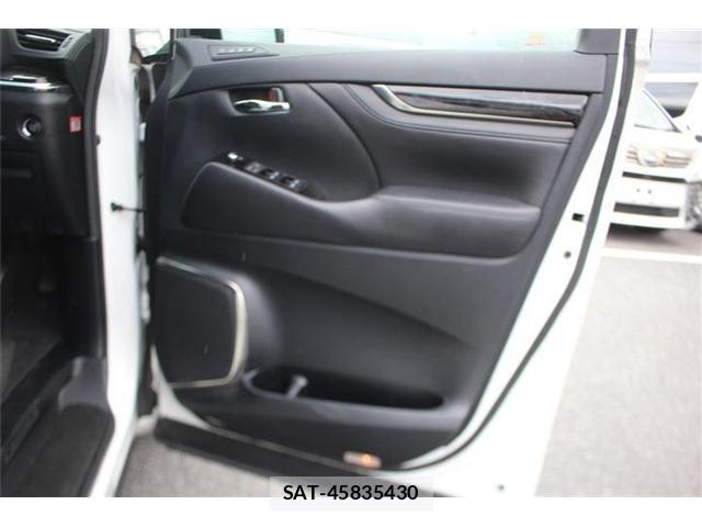 Toyota ALPHARD 2019-11 8379651-17