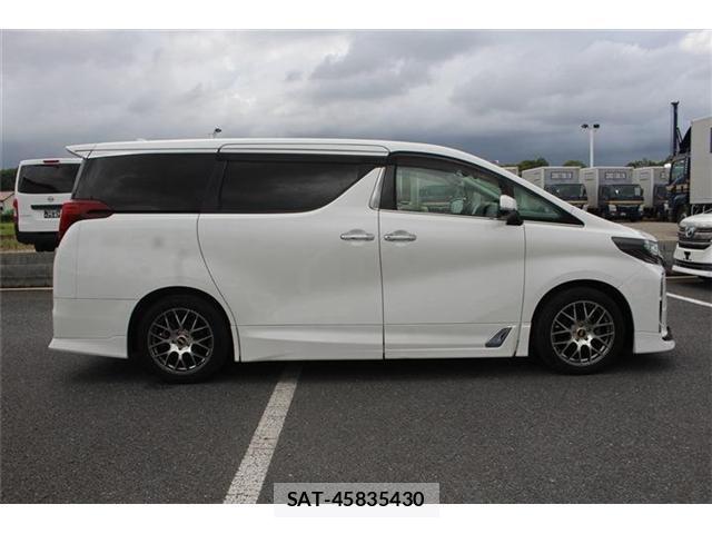 Toyota ALPHARD 2019-11 8379651-8