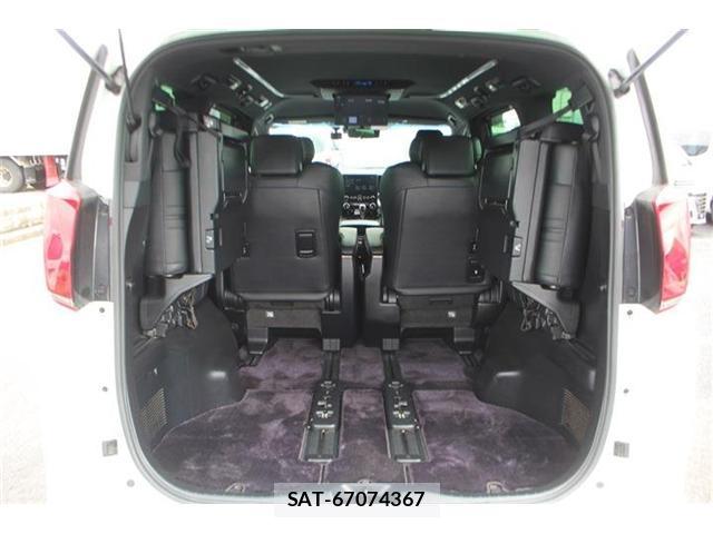 Toyota ALPHARD 2021-06 8379662-18