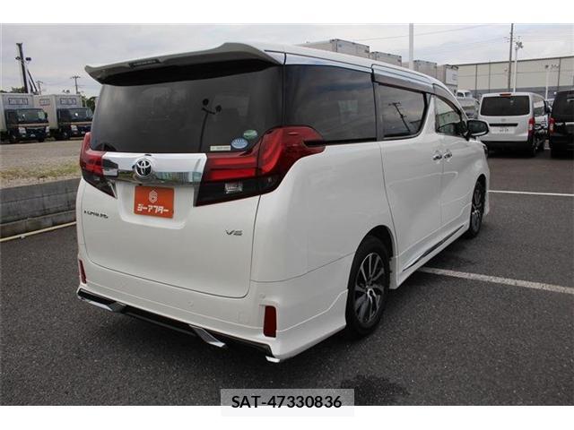Toyota ALPHARD 2015-06 8379669-12