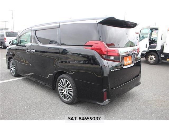 Toyota ALPHARD 2016-08 8379674-13