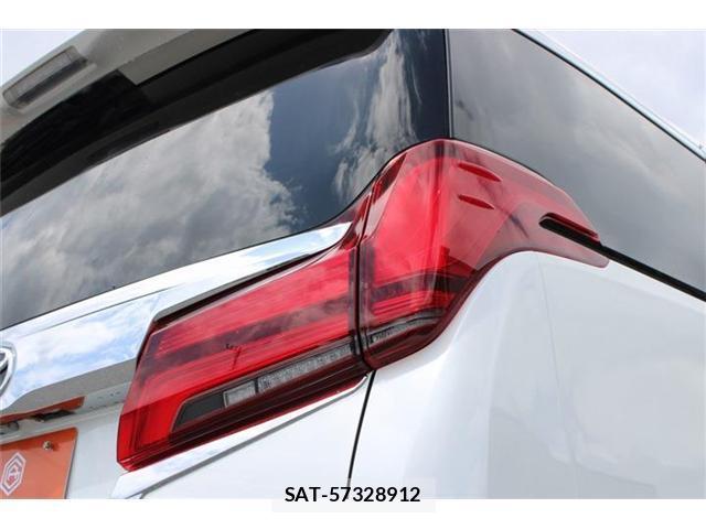 Toyota ALPHARD 2020-01 8379685-14