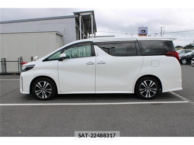 Toyota ALPHARD 2018-03 8379688-14