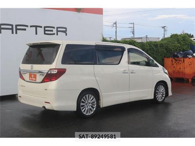 Toyota ALPHARD 2012-05 8379709-10